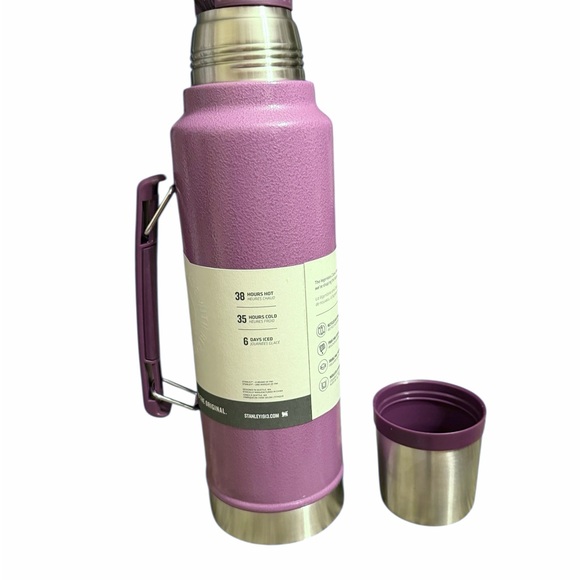 STANLEY CLASSIC THERMOS LILAC COLOR 1.5 QT NWT - Picture 2 of 4